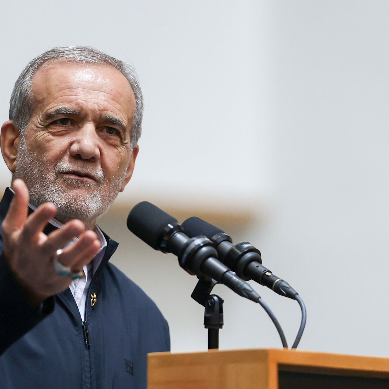 Pezeşkiyan: İran çökmedi, aksine güçlendi