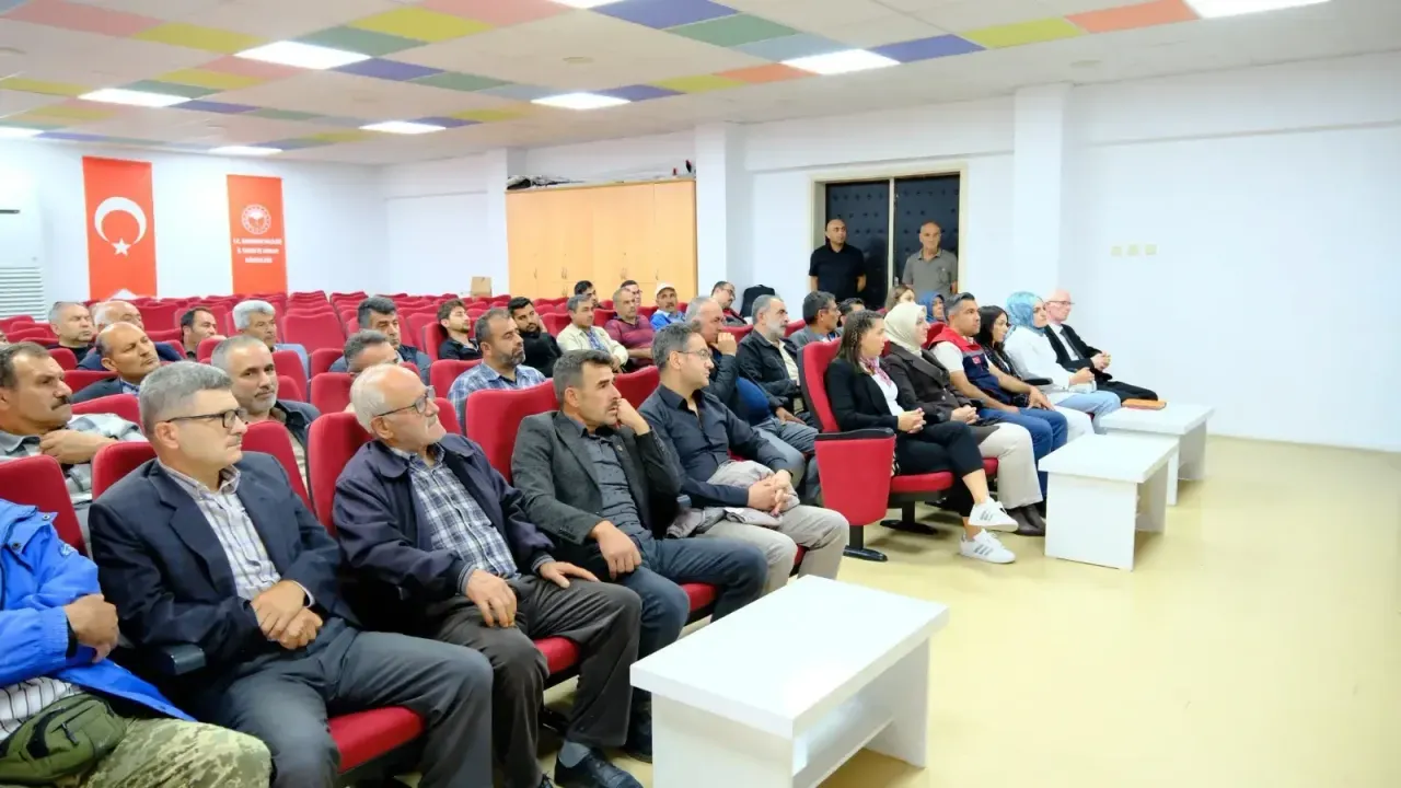 Karaman’da Arı Zehri Üretimi Eğitimi Başladı