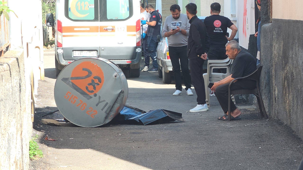 Adana'da iş cinayeti: Damdan düşen 59 yaşındaki tamirci öldü