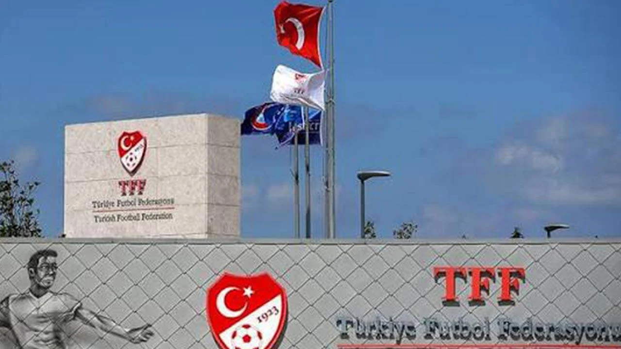 TFF yönetiminde istifa