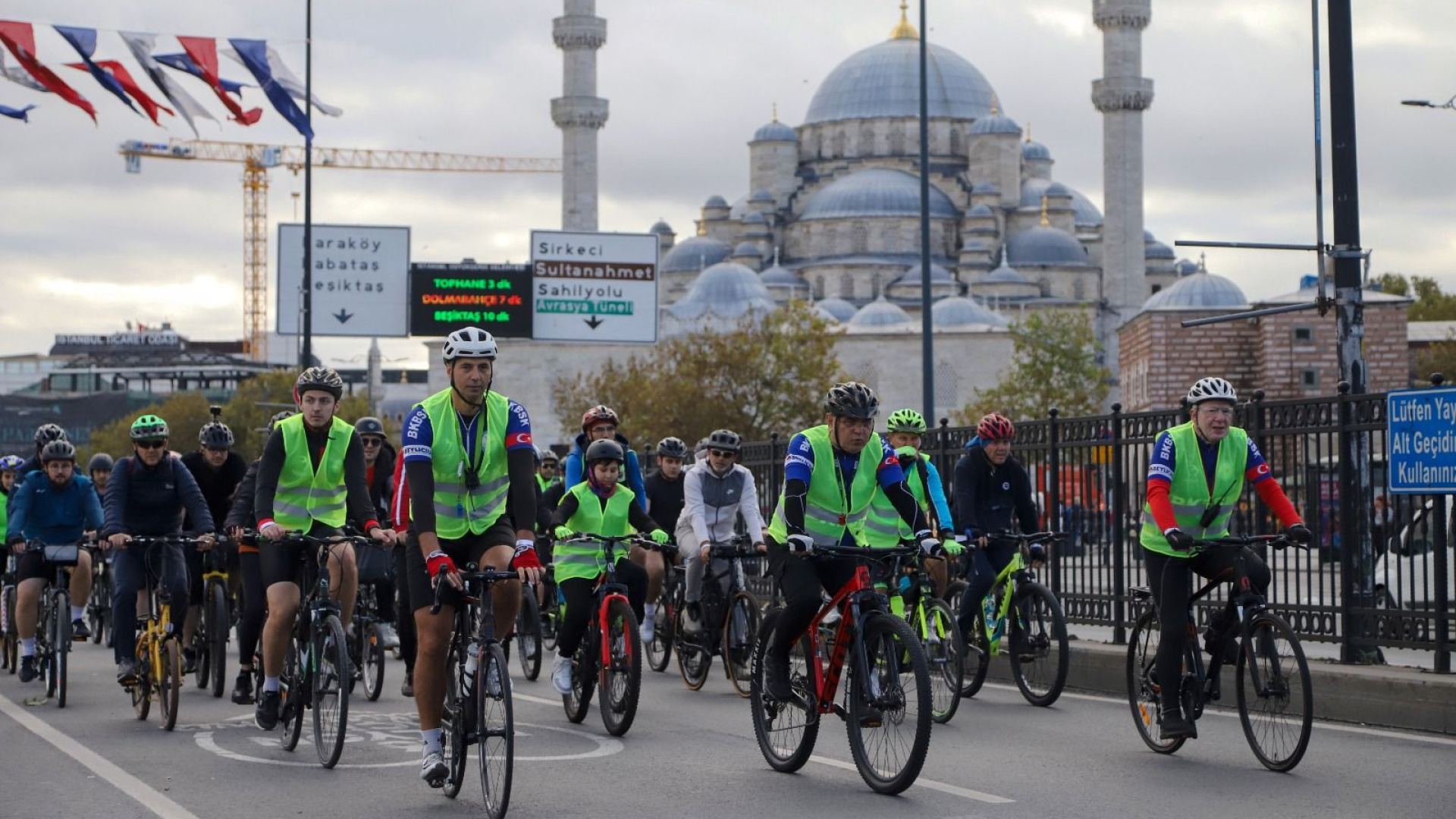 İstanbul bu pazar tarihe pedal çevirecek