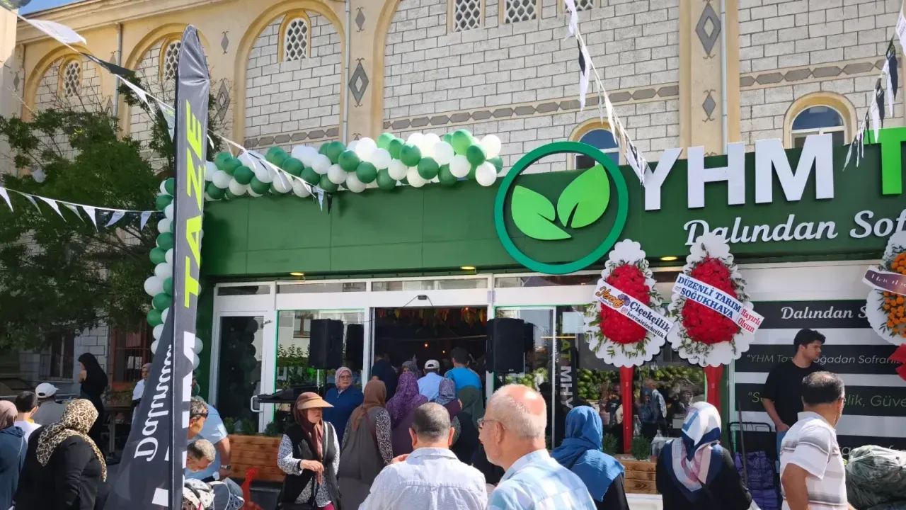 YHM’den Karaman’a Yeni Mağaza: YHM Taze Açıldı