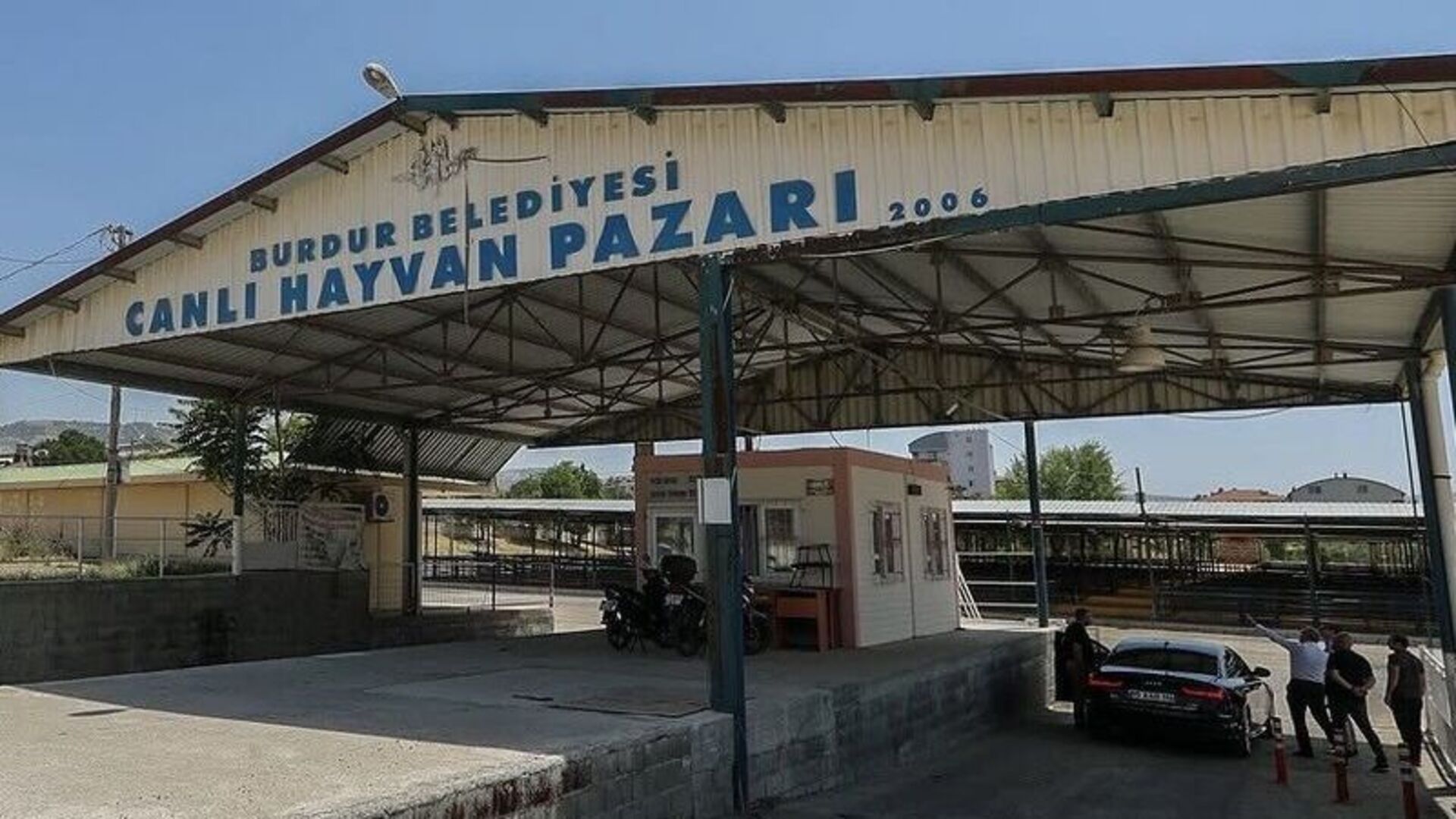 Burdur'da hayvan pazarı kapatıldı