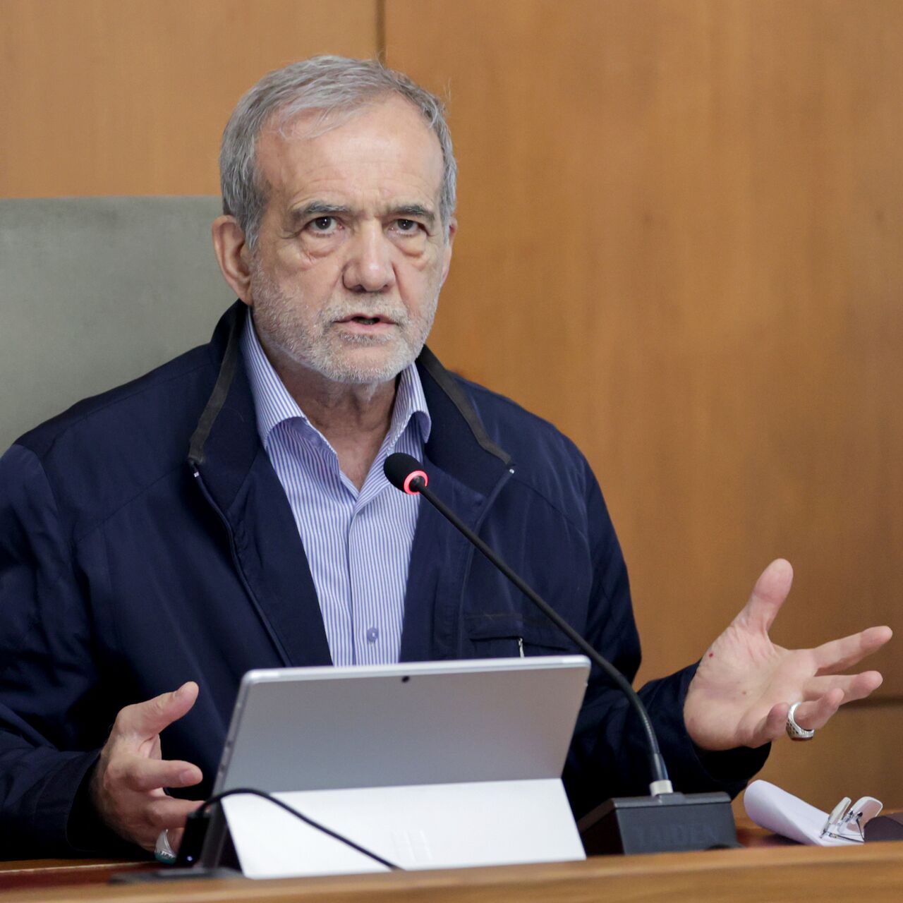 İran Cumhurbaşkanı: Düşman ülkeyi içeriden çökertmek istiyor