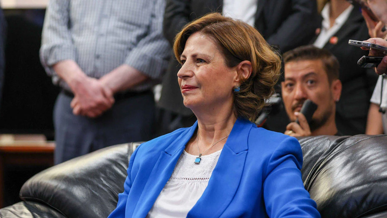 Ayşe Ünlüce, CHP'den istifa etti: YENİ Parti'ye katıldığını açıkladı