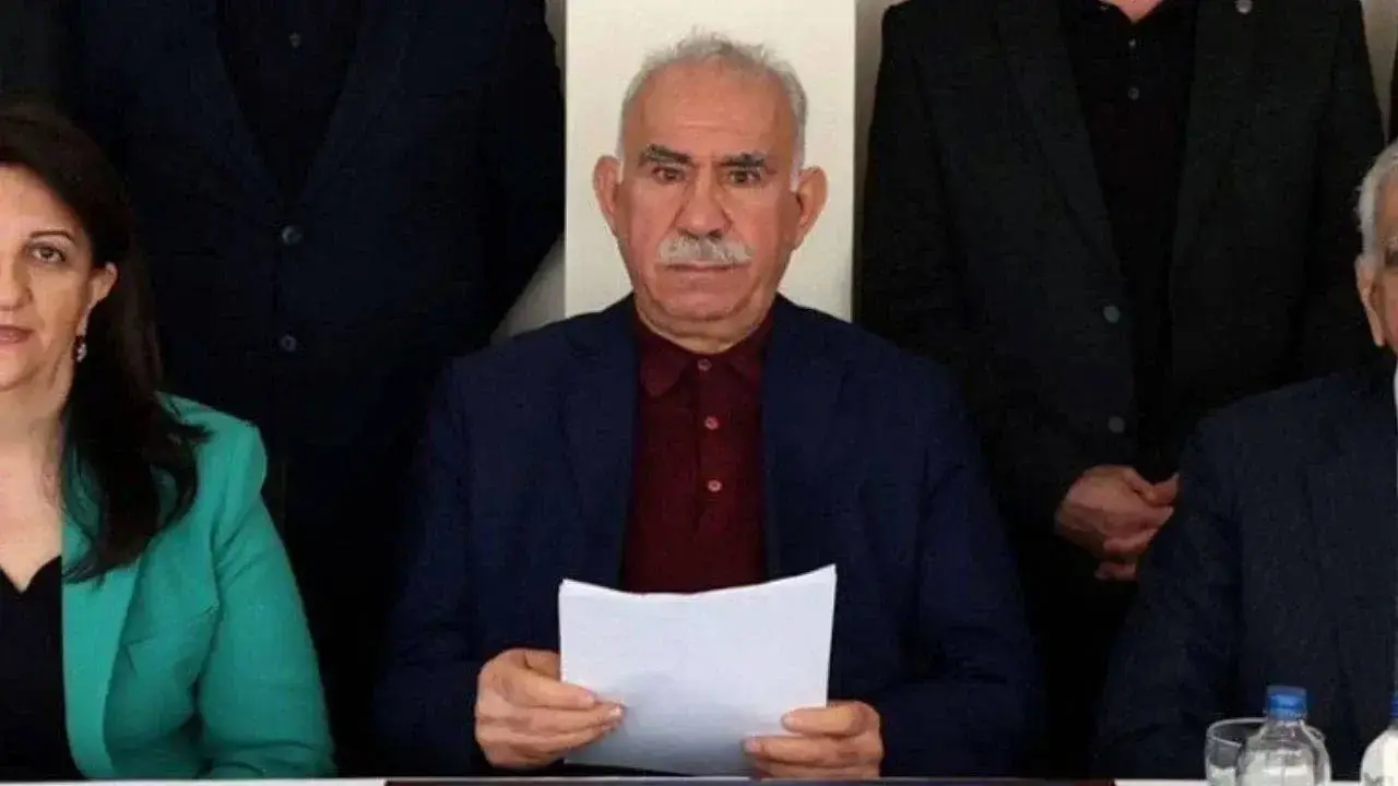 Öcalan: “Demokrasinin yolu Silivri’den değil, İmralı’dan geçer”