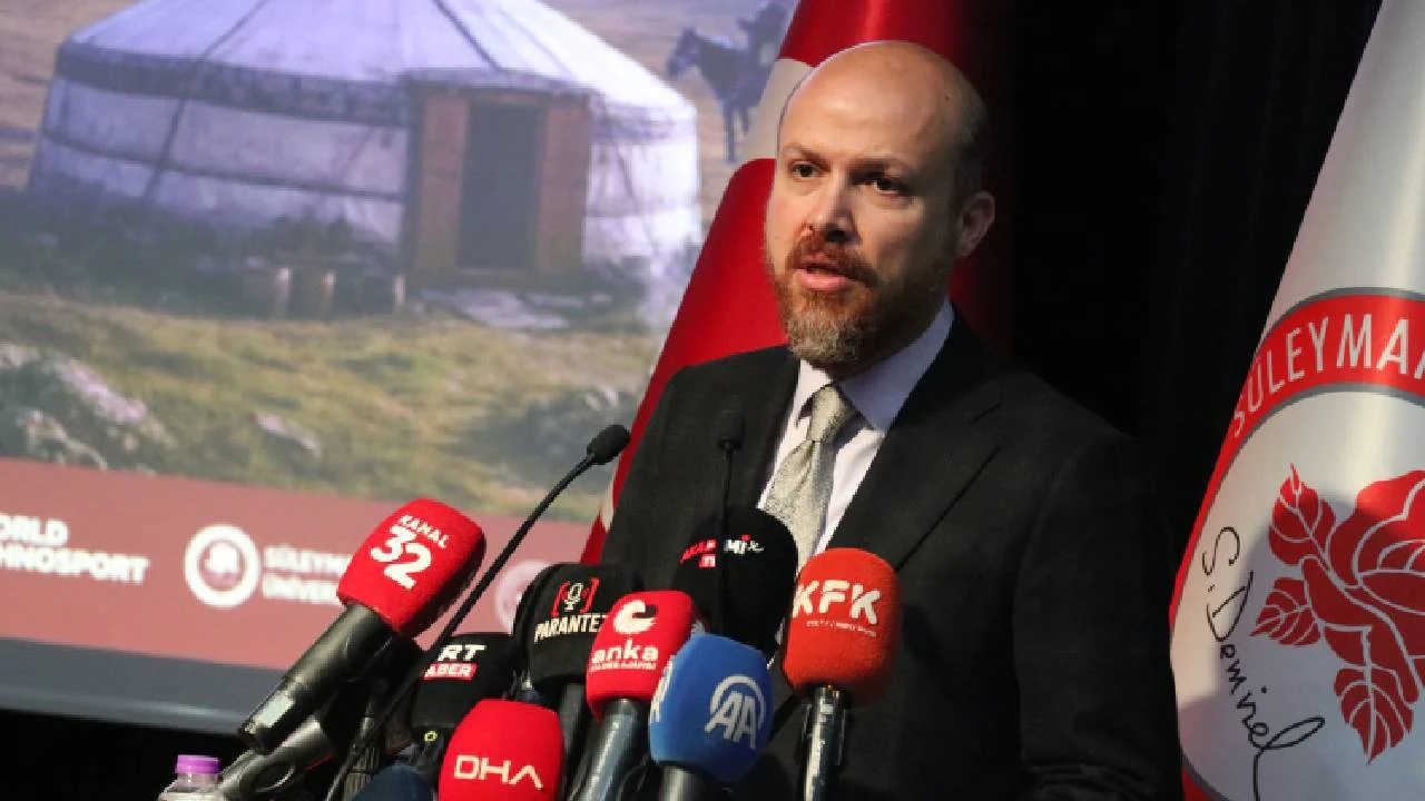Erdoğan'ın oğlundan açıklama: "Üniversitelerin akademisyen yetiştirmeye ve araştırma yapmaya devam etmesi  gerek"