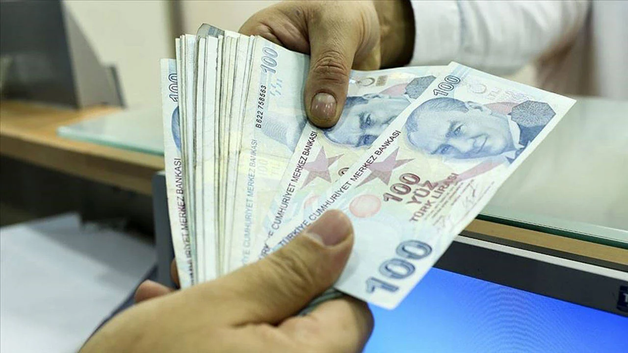 Emeklileri ilgilendiren düzenleme: Çalışma Bakanı tarih verdi
