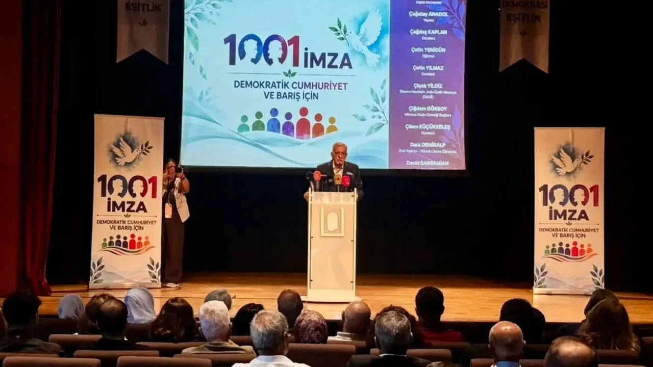 ‘Demokratik Cumhuriyet ve Barış İçin 1001 İmza' kampanyası başlatıldı