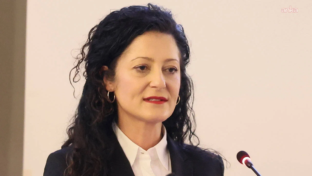 SPD'li senatör Cansel Kızıltepe, Sol Parti’den Elif Eralp’in başbakanlığına sıcak bakıyor