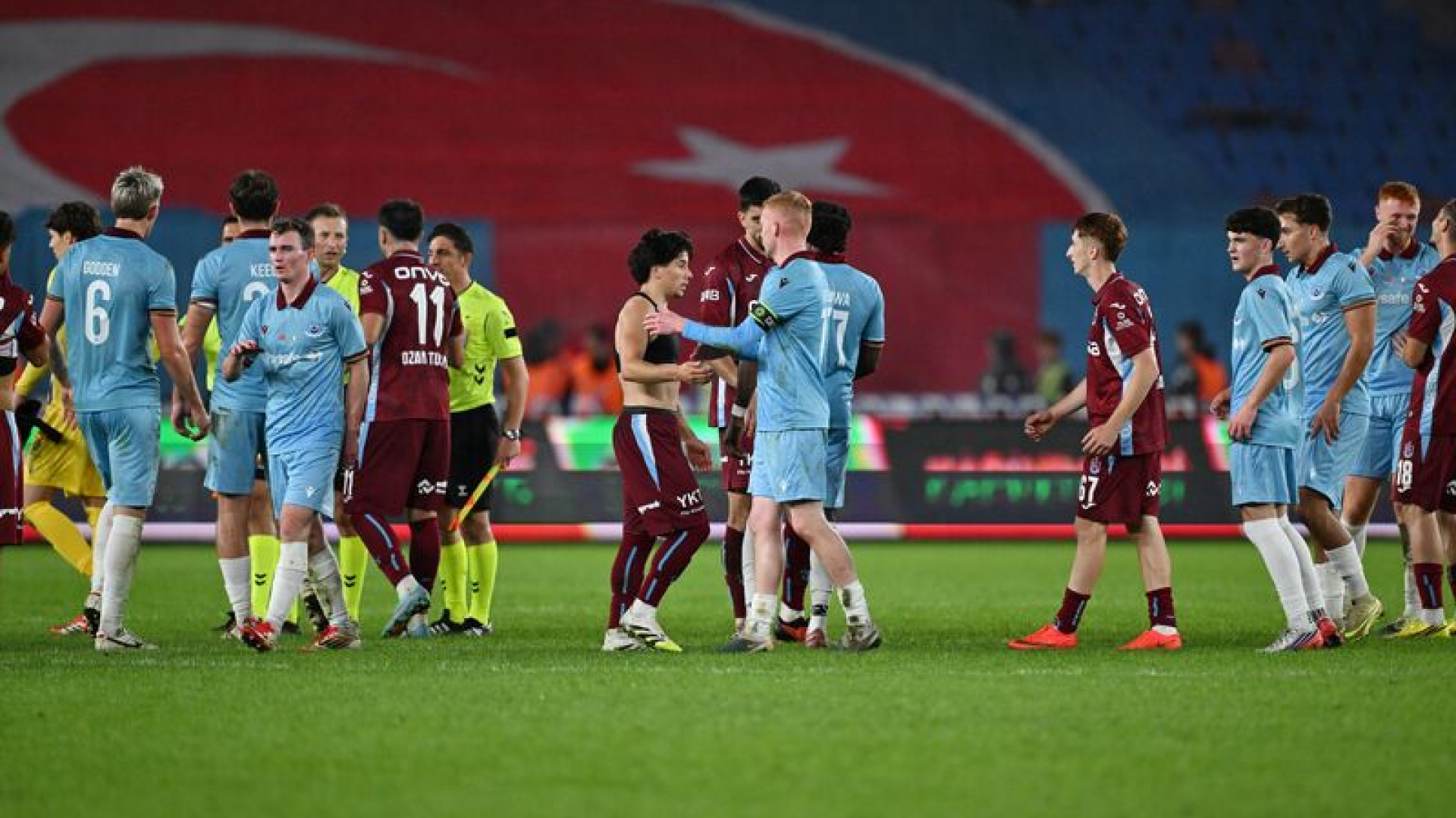 Trabzonspor sahasında tek golle kaybetti