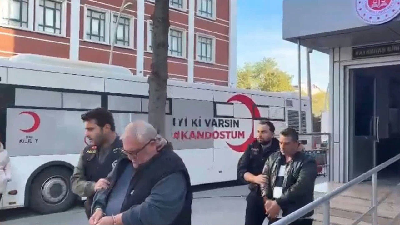 Memurluk vaadiyle 5 kişiyi dolandıran sahte savcı tutuklandı