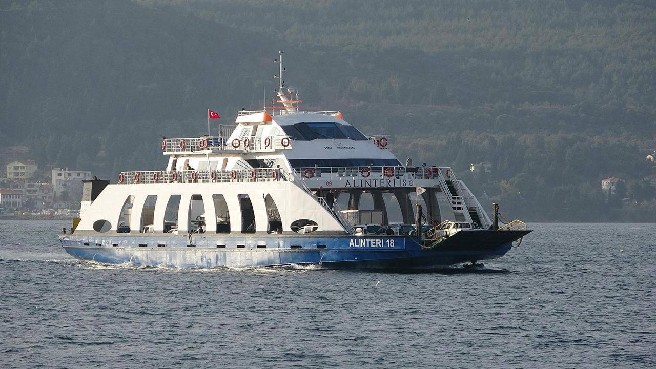 Gökçeada feribot seferleri iptal edildi