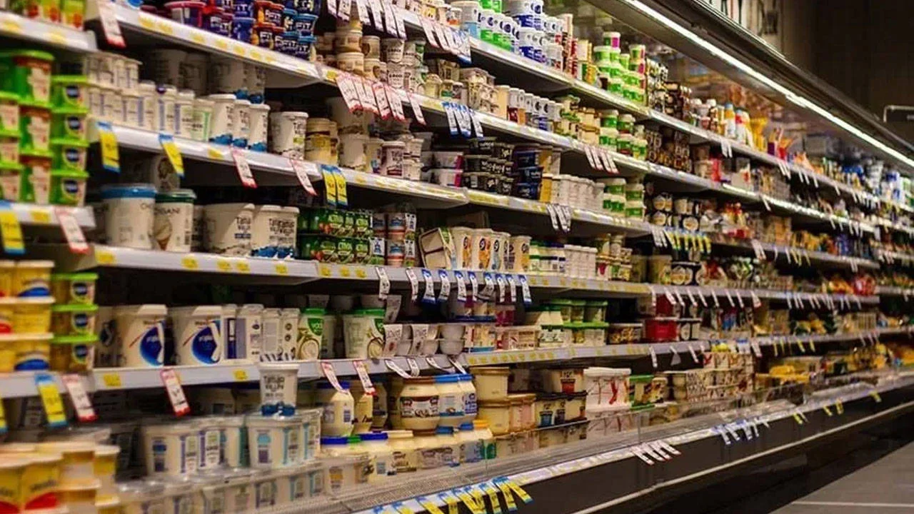 Aşırı işlenmiş gıdalara ilişkin yeni araştırma: Beyin hasarı riskini artırabilir