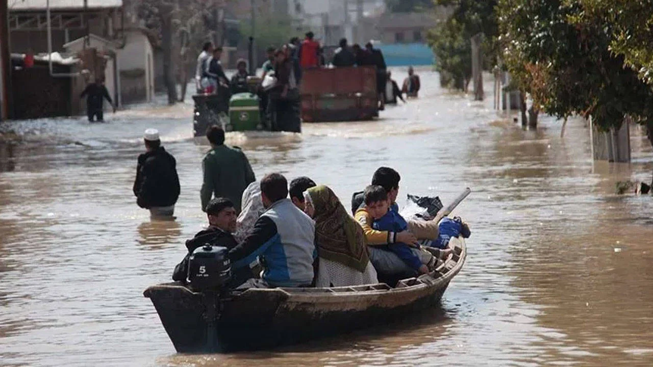 İran'daki sel bir köyü vurdu: 2 kişi öldü 2 kişi kayboldu