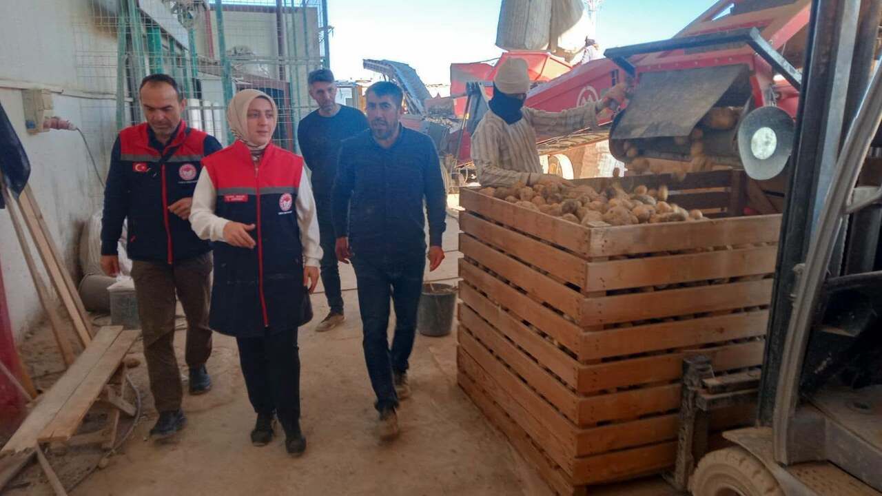 Karaman İl Müdürü Hatice Bulut'tan Üreticilere Destek Ziyareti