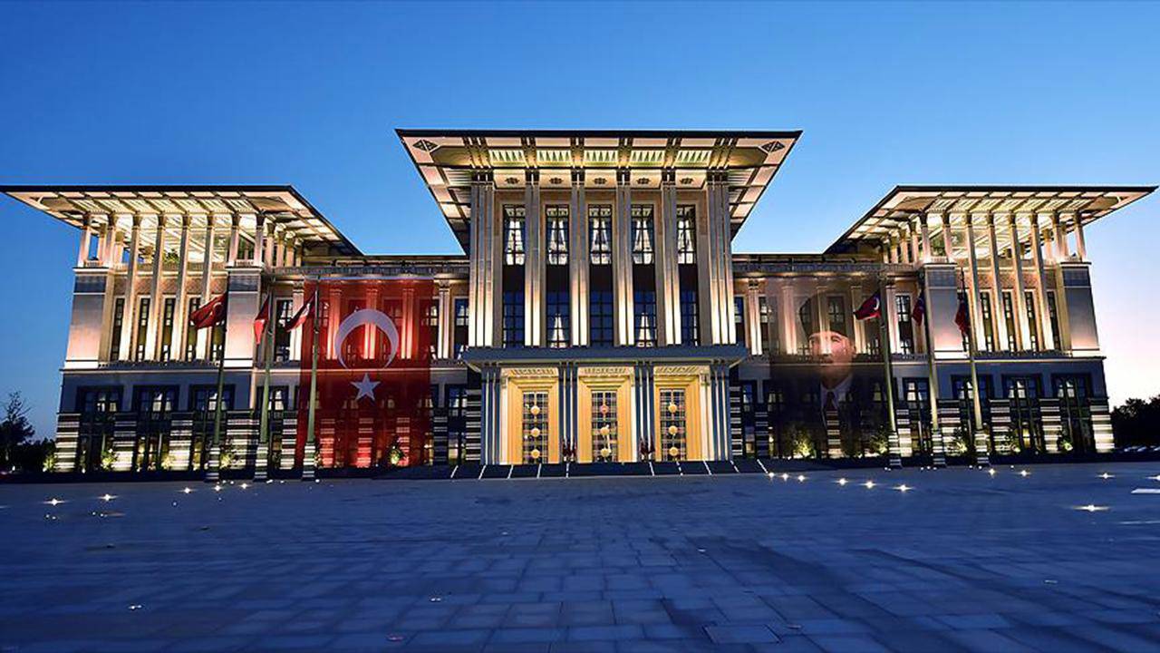 Tepeden tırnağa itibar: 32,5 milyon TL’lik giyecek