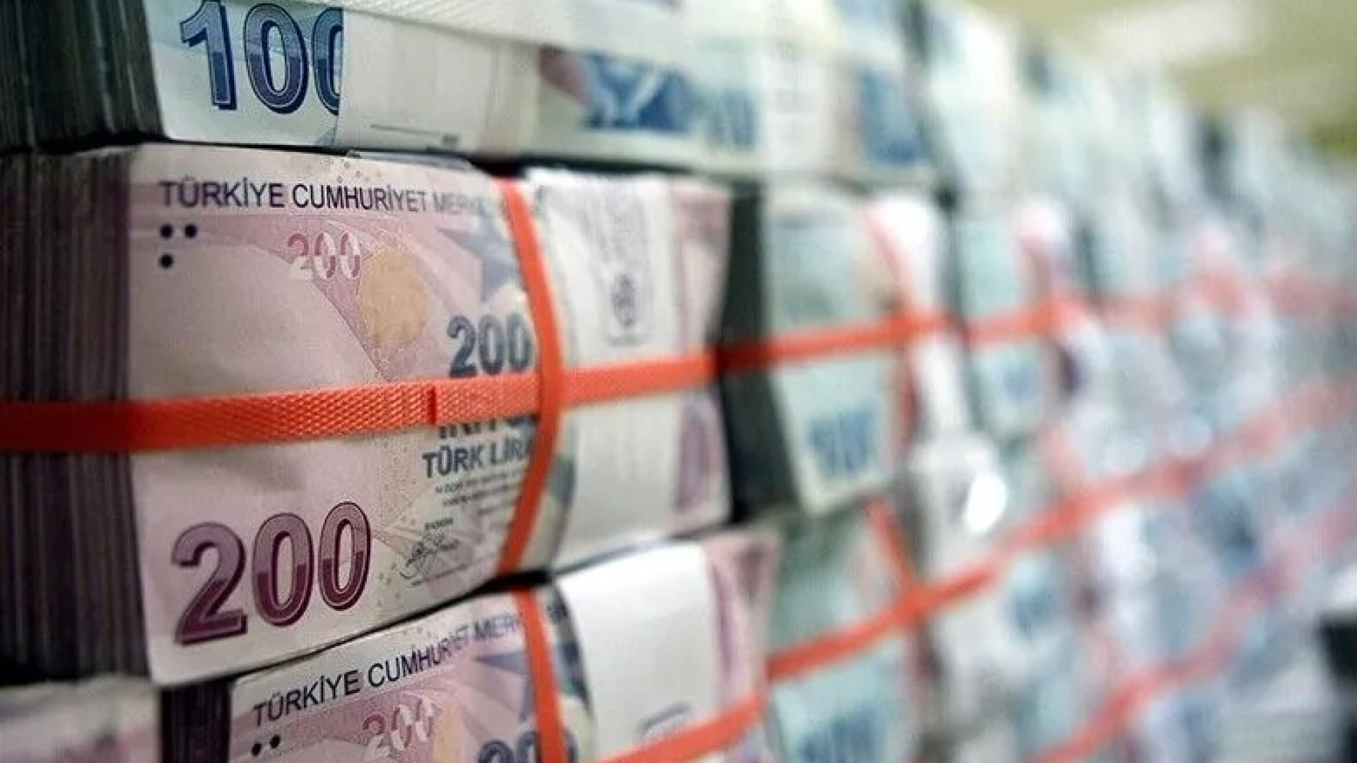 Bankacılığın kredi hacmi 28,4 trilyon liraya çıktı