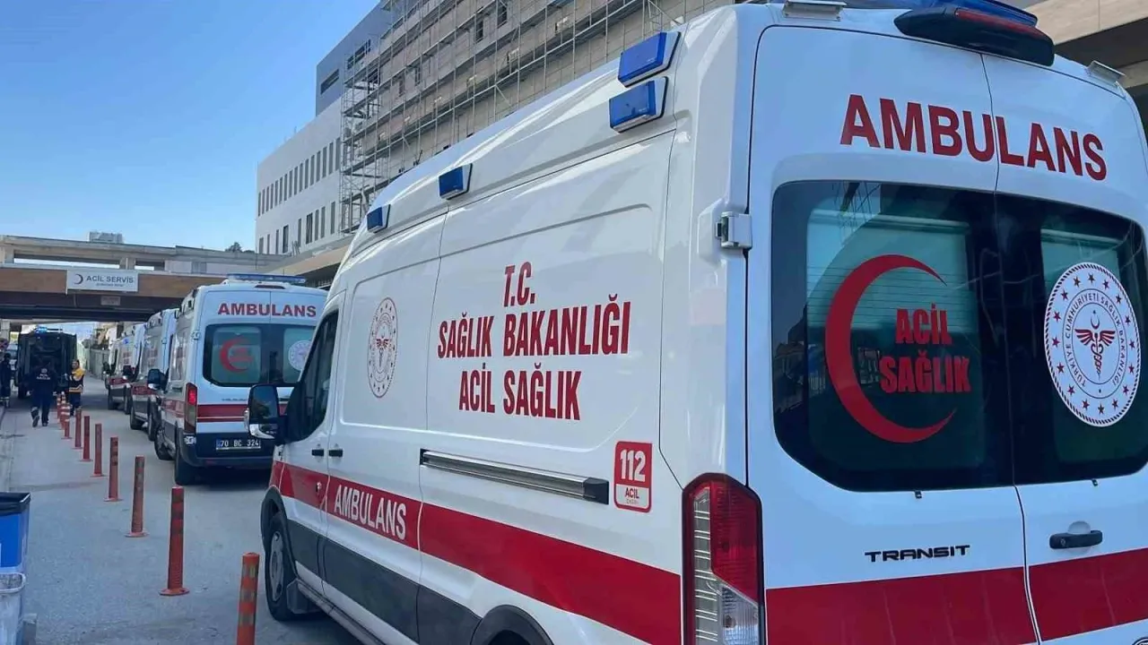 Karaman’da zeytin işçilerini taşıyan patpat devrildi: 8 yaralı