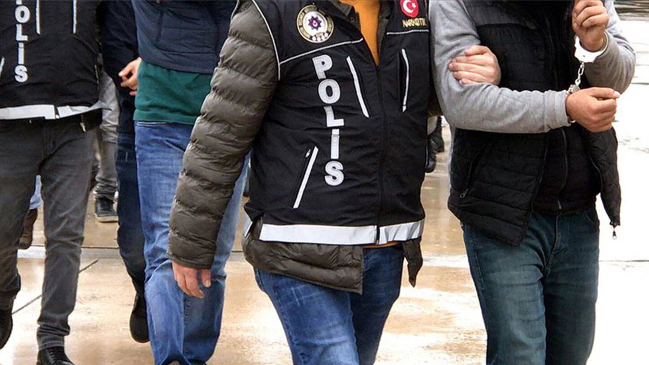 İstanbul merkezli 8 ilde suç örgütü operasyonu: 33 gözaltı