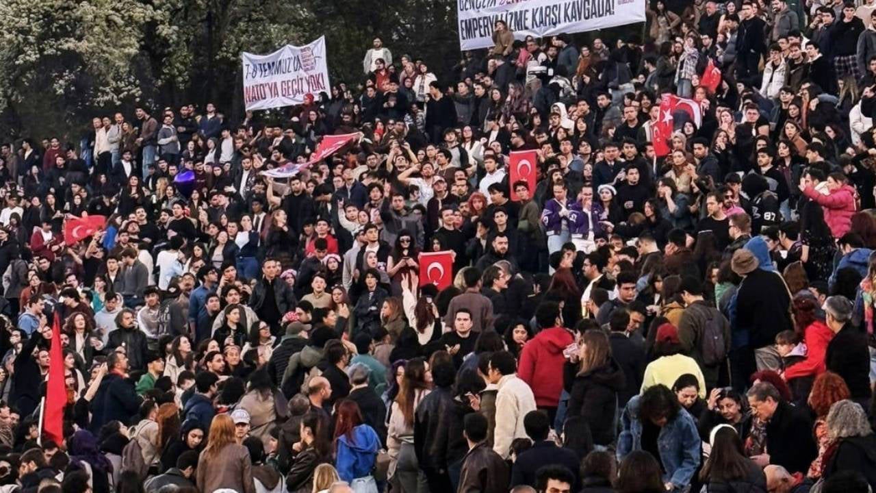 ODTÜ’deki faşist provokasyonun iddianamesi hazırlandı: “Bayrağa saldırı” yalanıyla hedef gösterilmişlerdi