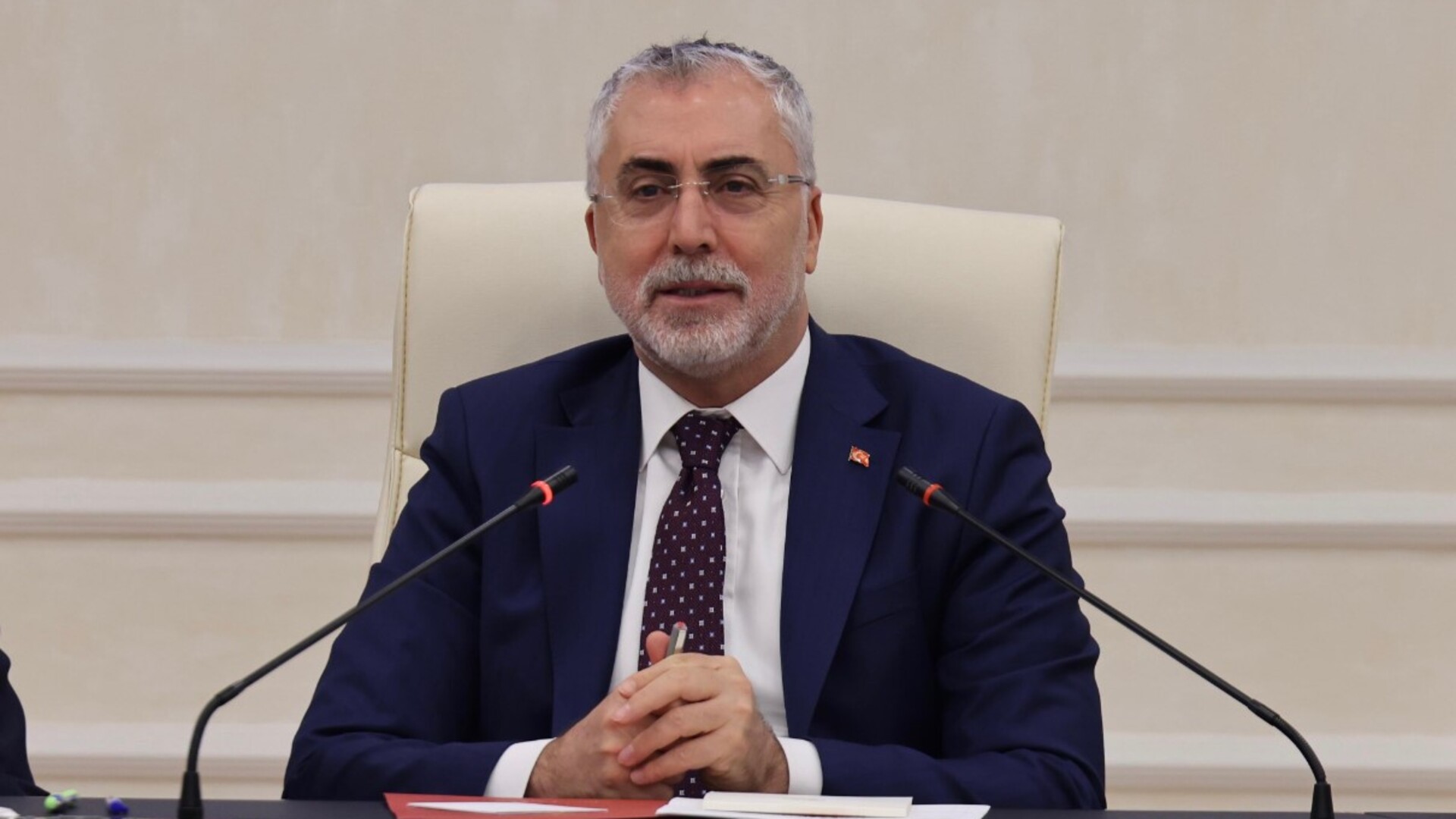Bakan Işıkhan'dan asgari ücrete ara zam açıklaması