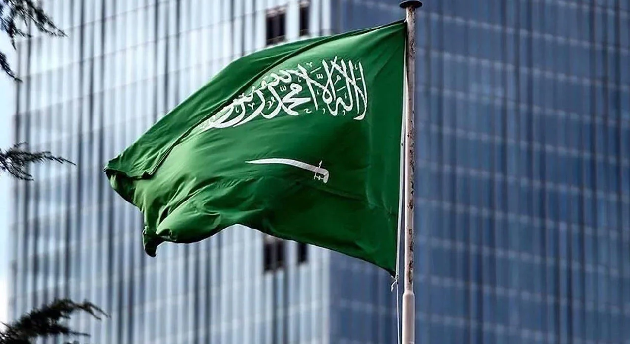 Suudi Arabistan'da 8 nokta için acil durum uyarısı yapıldı