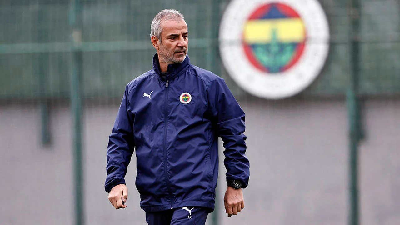 Fenerbahçe'den 'İsmail Kartal' açıklaması: "Görevinin başındadır"