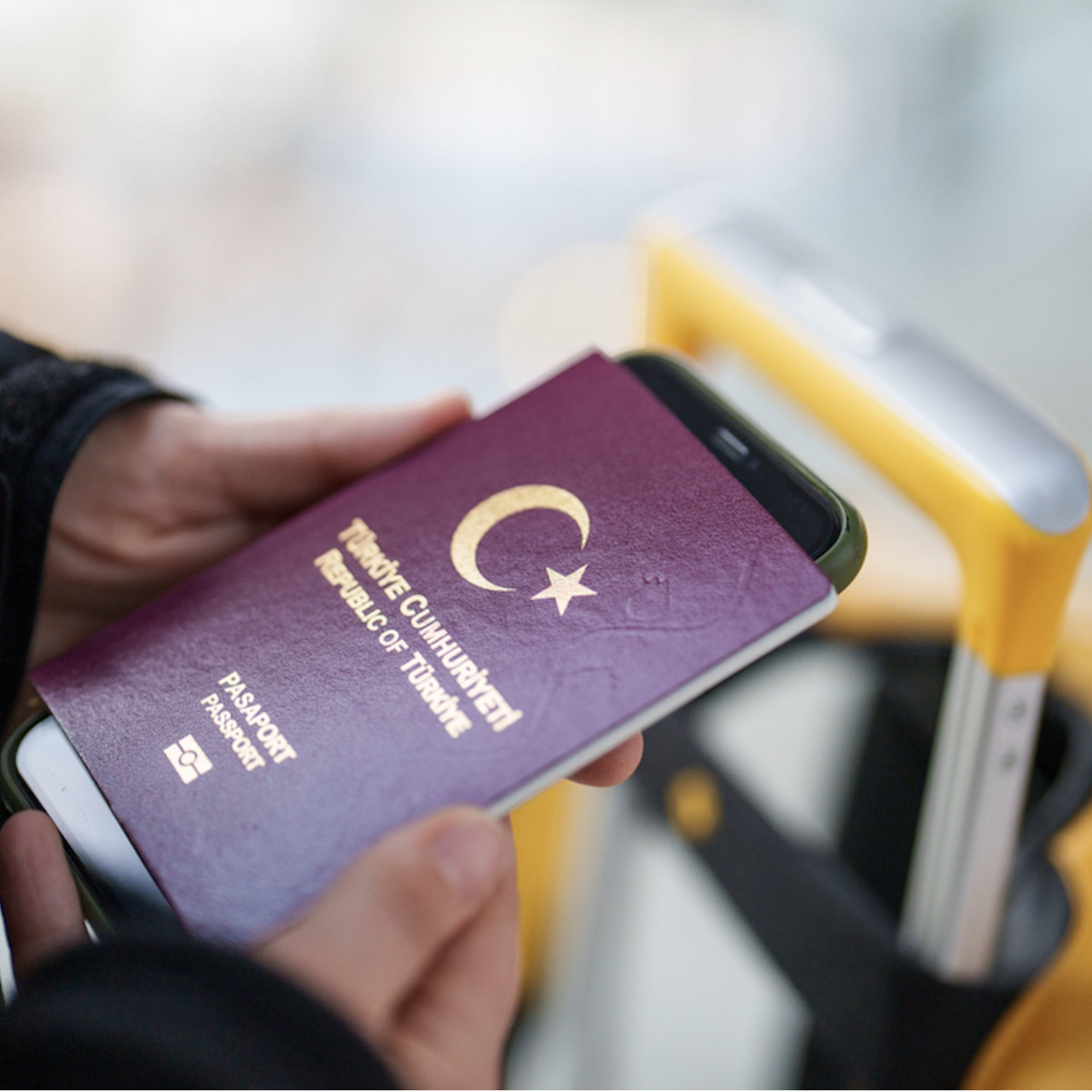 Pasaportu folyoya sarma alışkanlığı