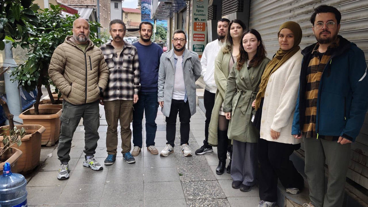 Manşetiz’de 12 gazeteci işten çıkarıldı