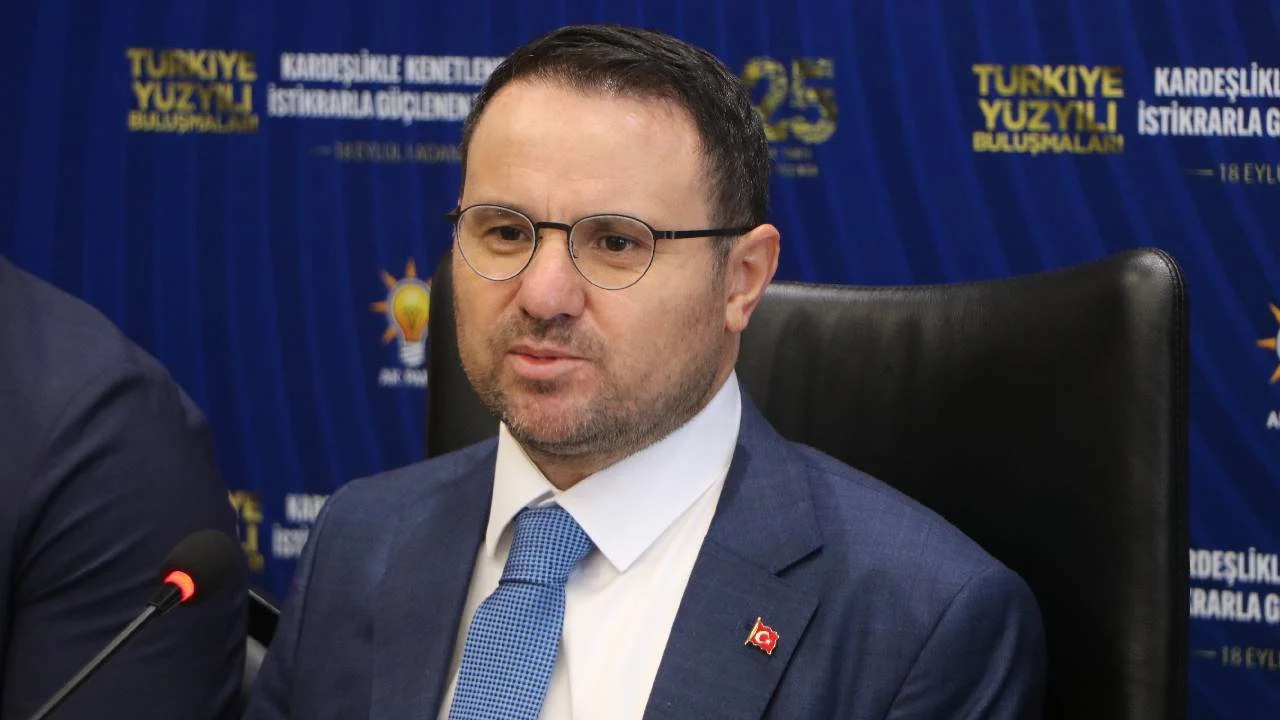 Bakan Gürlek MHP İl Başkanlığı'nda duyurdu: Uyuşturucu suçundan tutuklu ve hükümlü kişilere rehabilitasyon süreci amaçlanıyor