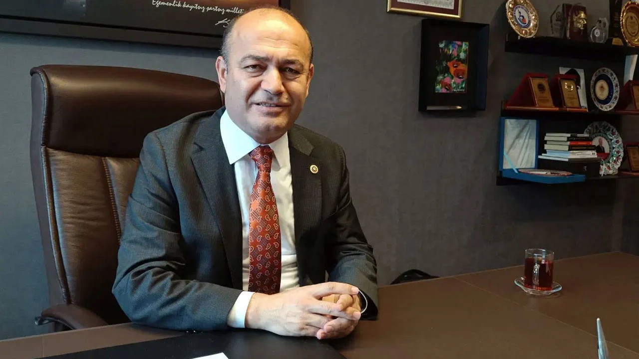 Karabat’tan serbest fonlar için inceleme çağrısı: “Atı alan Üsküdar’ı geçti”