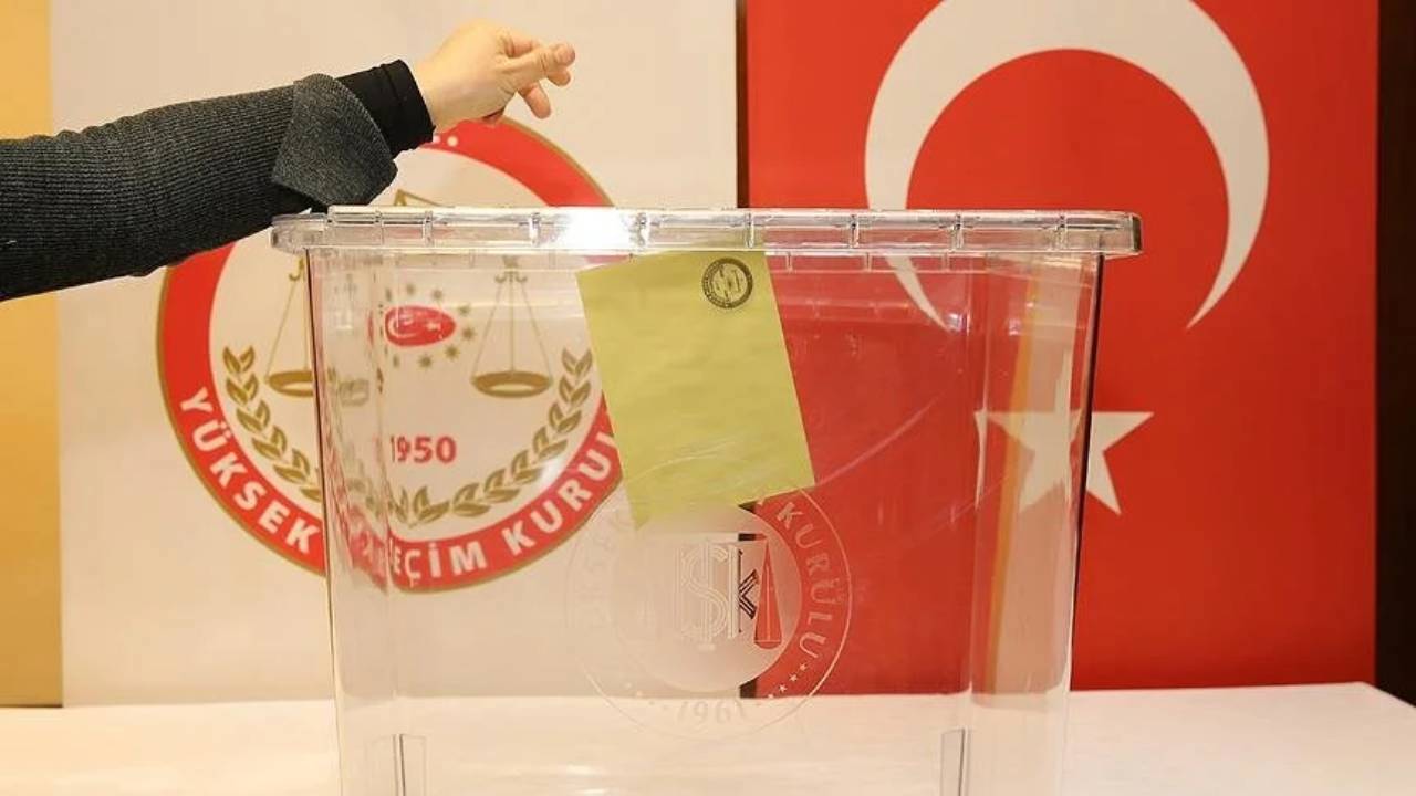 Seçim anketi: YENİ Parti yükseliyor, butlancılar düşüyor