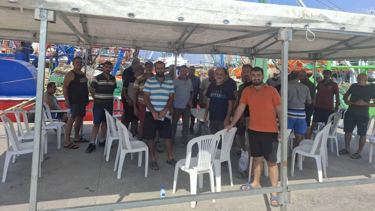 Balık av sezonu başladığı gibi durdu: Denizde maliyet kazancı yuttu