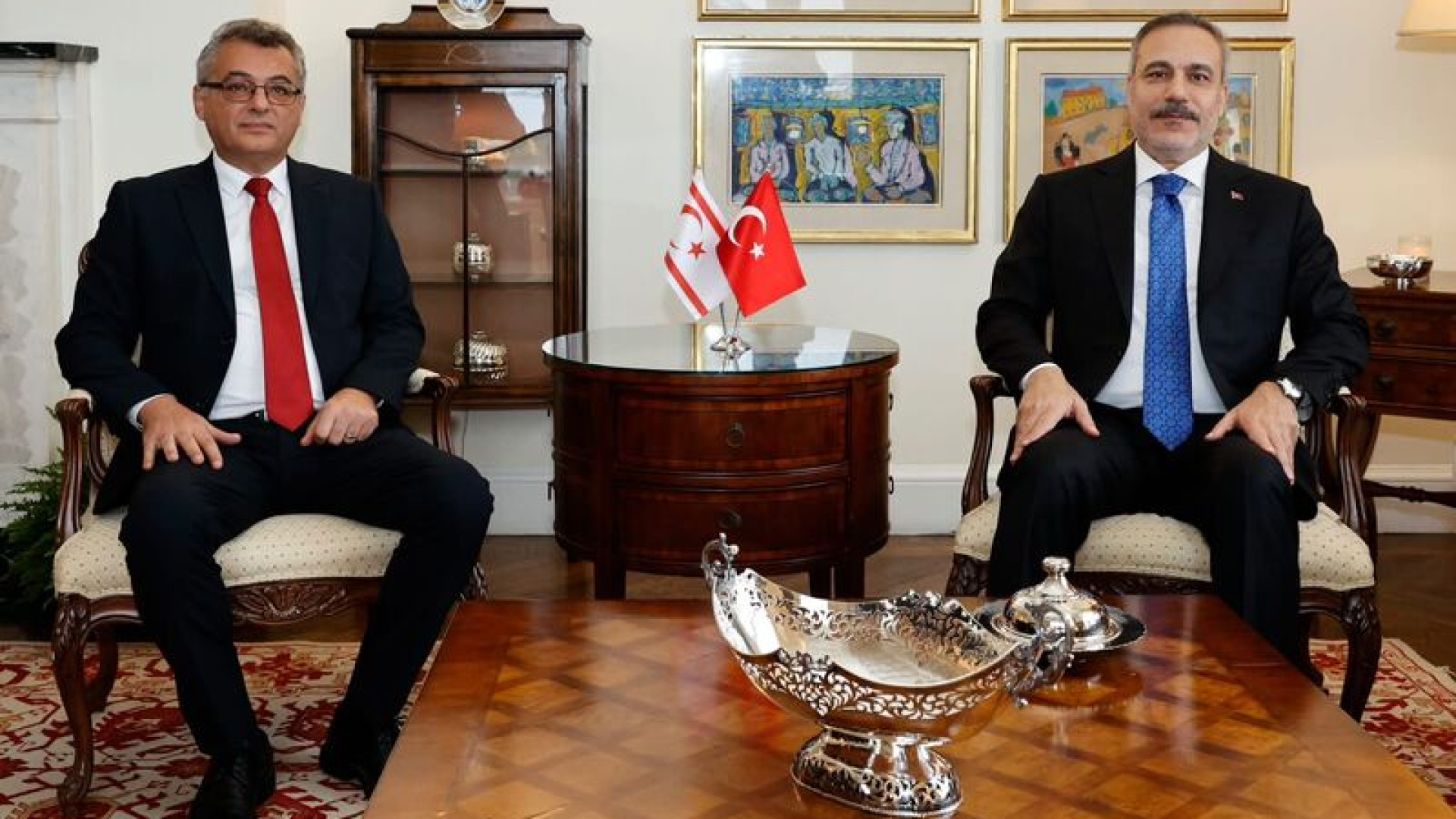 Bakan Fidan, KKTC Cumhurbaşkanı ile görüştü