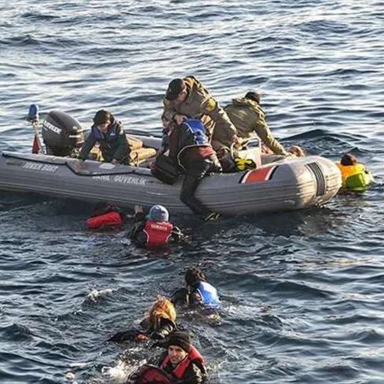 29 düzensiz göçmen yakalandı