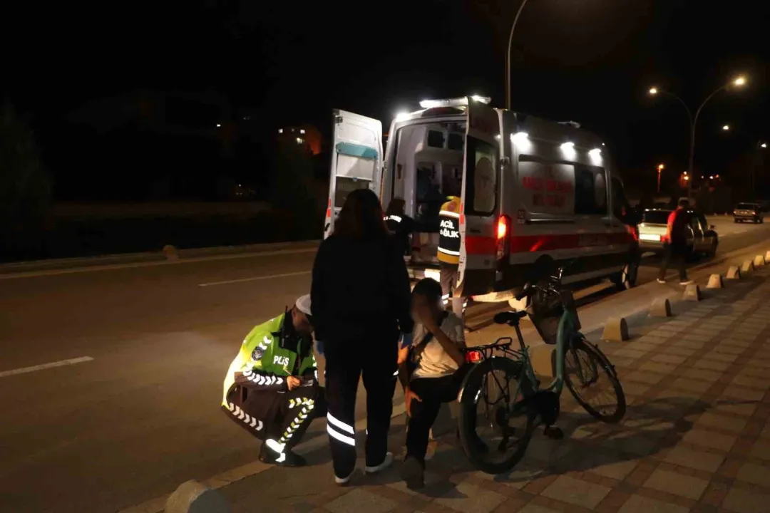 Karaman'da Bisikletli Çocuğa Çarpıp Kaçtı