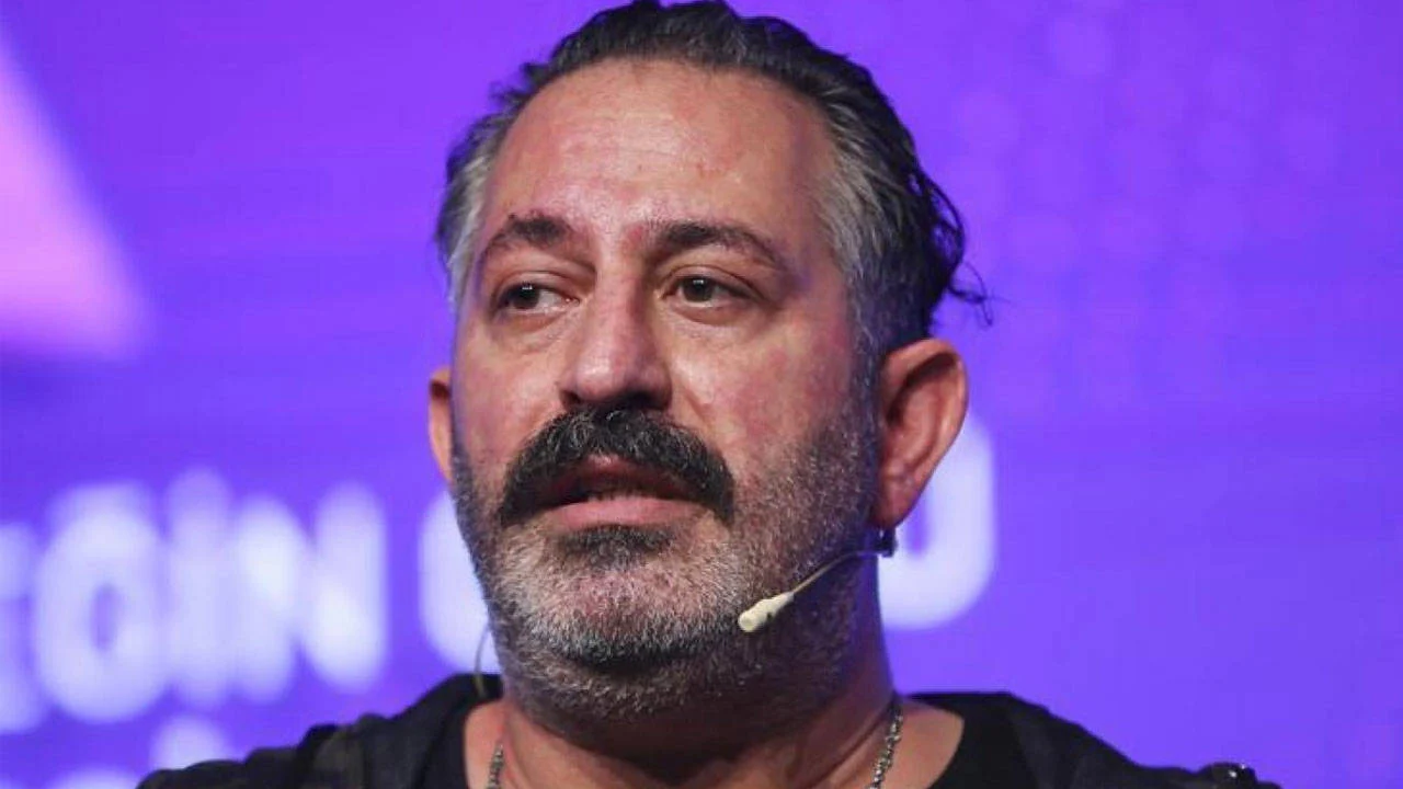 Anjiyo yapılmıştı: Cem Yılmaz hastane odasından fotoğraf paylaştı