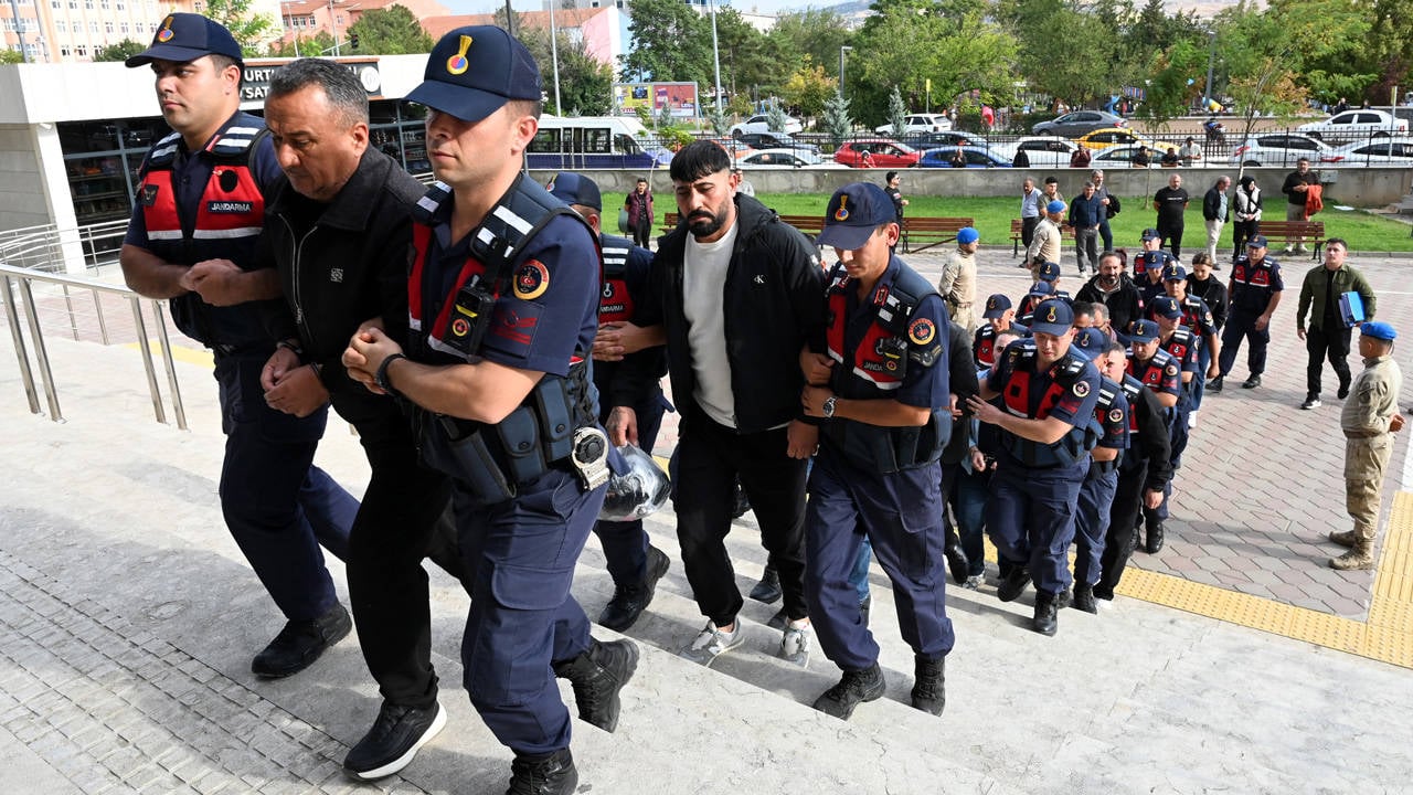 AKP'li Yahşihan Belediyesi'ne yolsuzluk soruşturması: AKP ve MHP'li eski başkanların da olduğu 35 şüpheli adliyede