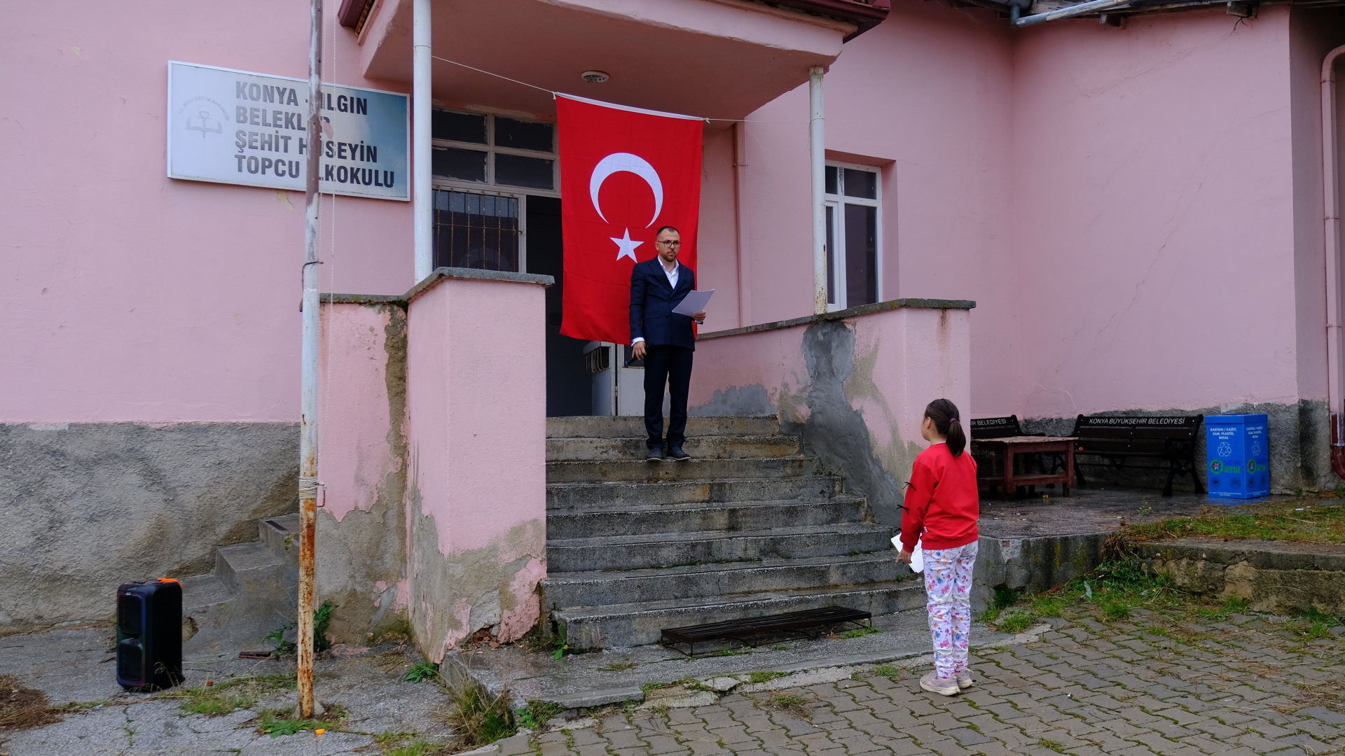 Tek öğrenci, tek öğretmen... Birlikte Cumhuriyeti kutladılar