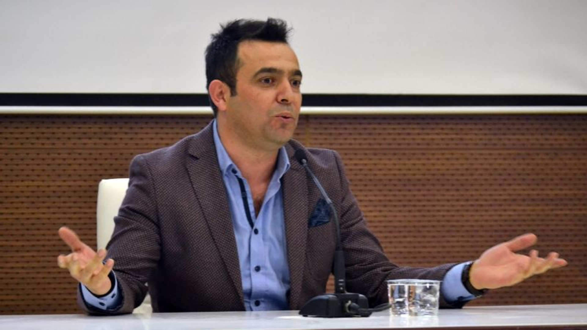 "Mesleğiyle bağdaşmıyor"