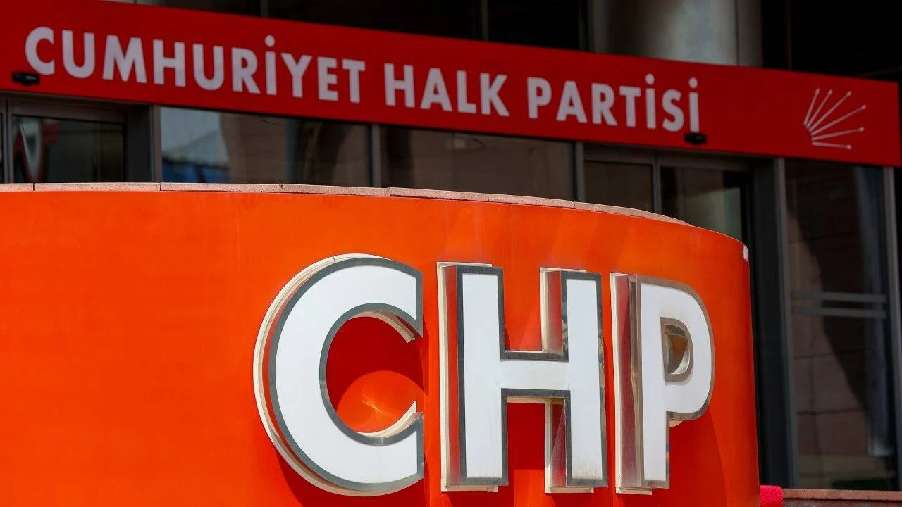 CHP'de üç isim için kesin ihraç talebi