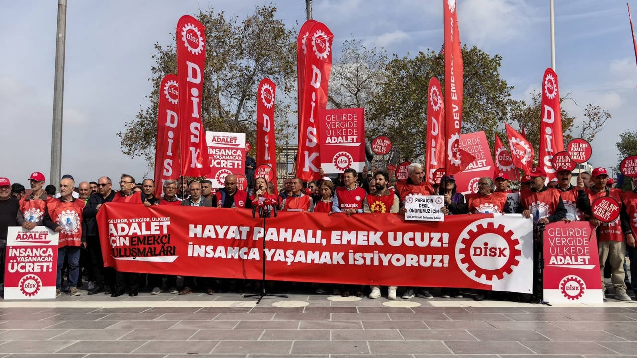 Ortalama ücret yarı yarıya eridi