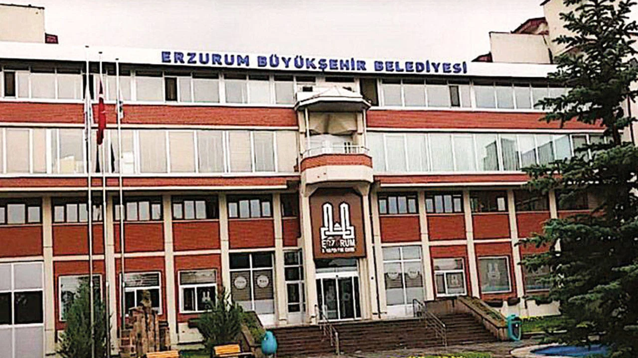 Diyanet’e bedelsiz 25 senelik kıyak