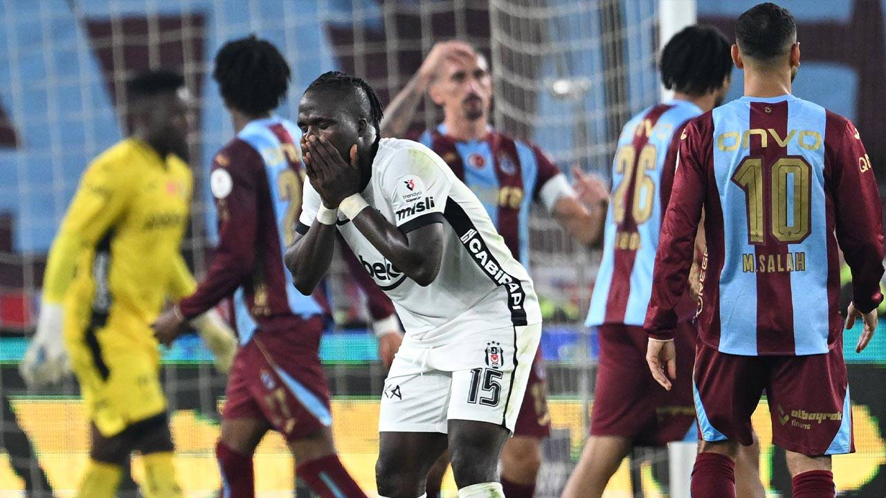 Beşiktaş’taki kopyala yapıştır hatalar, Trabzonspor’da Reis farkı
