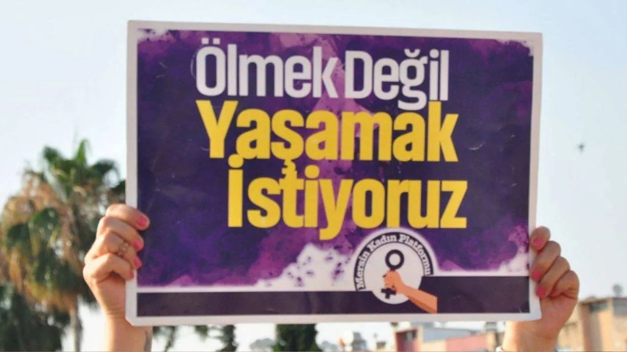Ankara'da bir erkek boşandığı kadını öldürüp intihar etti