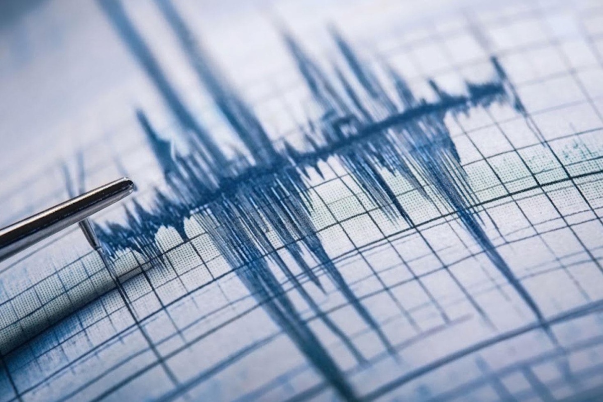 Marmara Denizi'nde 3.5 büyüklüğünde deprem! İstanbul'da da hissedildi