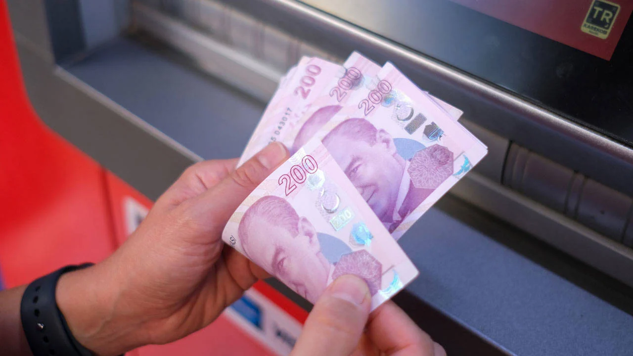 Tüm Emeklilerin Sendikası Burhaniye Şubesi: Emeklinin birikimli bütçe açığı 121 bin TL'yi aştı
