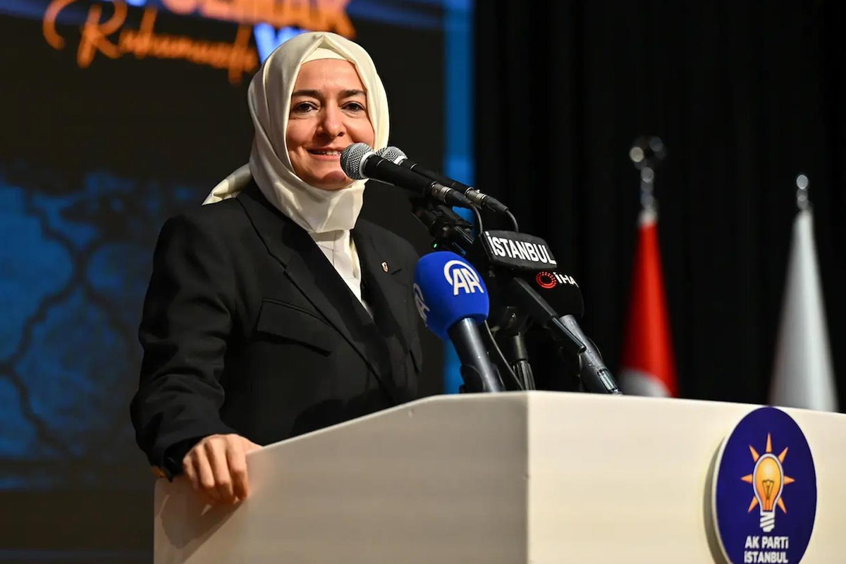 Fon krizinde Fatma Betül Sayan Kaya iddiası! "Hemen istifa etmeli"