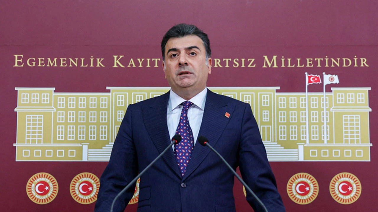 YENİ Parti'den CHP'deki ihraç kararlarına sert tepki: 'Korsanların limanı olmaz'